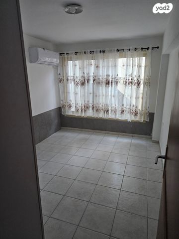 יחידת דיור, האגוז 432, נווה ימין, נווה ימין