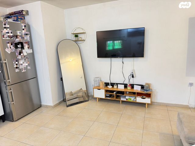 יחידת דיור, אלכסנדר הגדול 1, נווה נאמן, הוד השרון