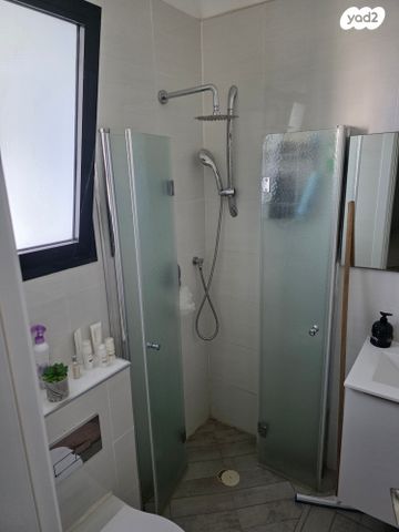 דירה, הרב אבא אבוחצירה 25, שדרות בפארק, שדרות