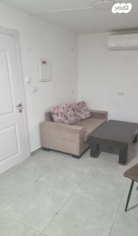 יחידת דיור, יהודה הלוי 1, מרכז עפולה עלית, עפולה