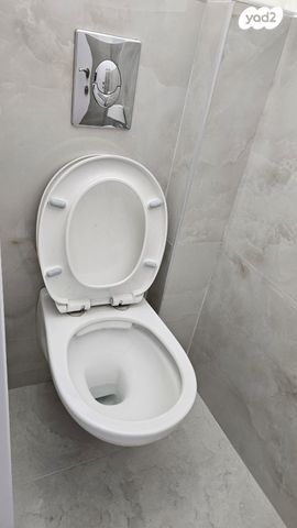 דירה, הגיבור האלמוני 56, יד אליהו, תל אביב יפו