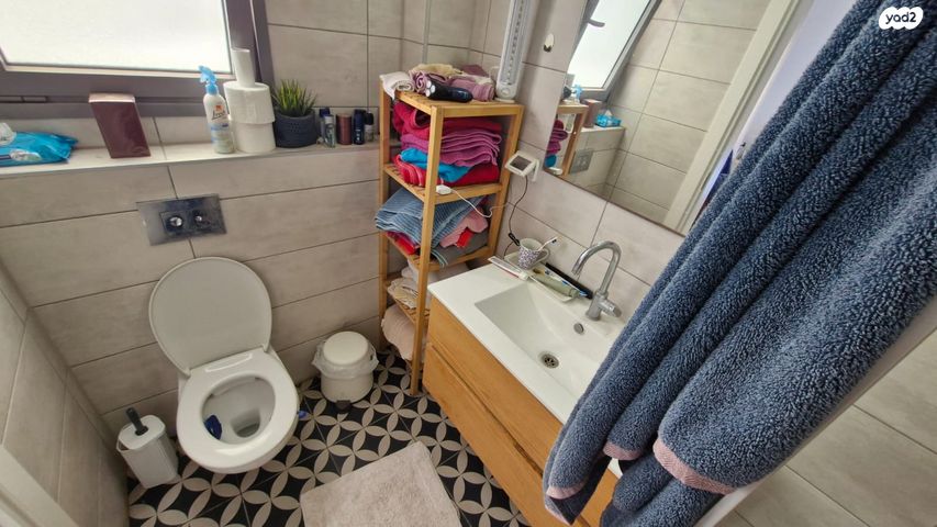 דירת גן, אהבת אדם 77, שרונה, כפר יונה