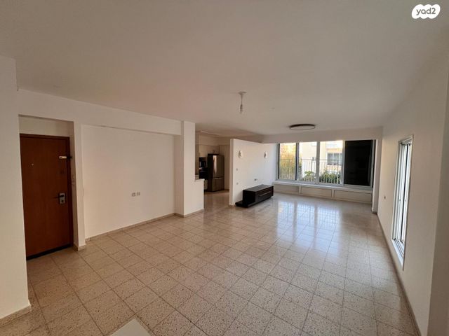 דירה, ליפסקי 21, הצפון החדש - כיכר המדינה, תל אביב יפו