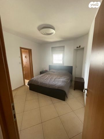 דירה, המרגנית 12, קרית אילון, חולון