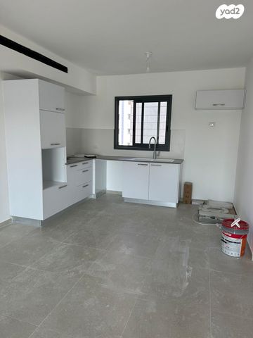 דירה, הרב מרדכי אליהו 14, כרמי הנדיב, אחוזת רוטנר, קרית מלאכי