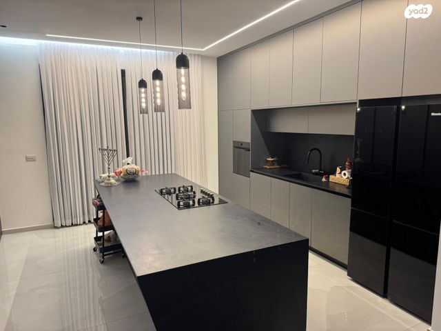 בית פרטי/ קוטג', אח"י מבטח 57, שער הים, ראשון לציון