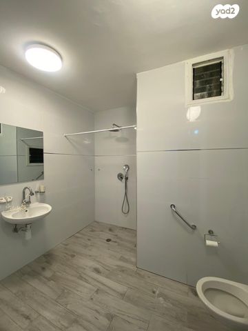 דירה, צוקרמן 1, נווה אליעזר וכפר שלם מזרח, תל אביב יפו