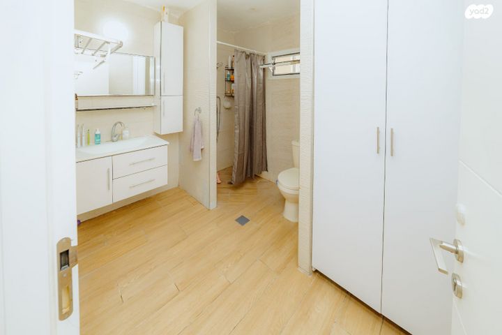 דירה, שדרות זלמן שז"ר 29, עין שרה, נהריה