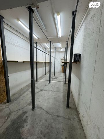 מחסן, אליהו קורן 18, חומת שמואל, הר חומה, ירושלים