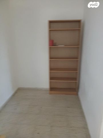 דירה, הרב ש. שאולזון 38, הר נוף, ירושלים