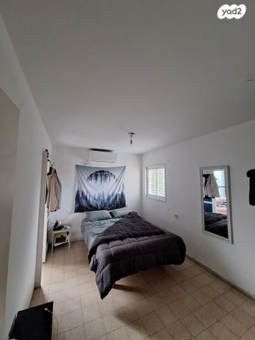 דירה, תר"ן 15, א' / צפון מזרח העיר, רחובות