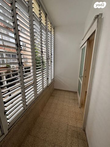 דירה, קרן קיימת לישראל 14, רמת יוסף, בת ים