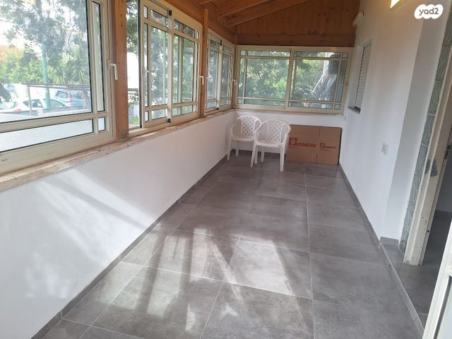 דירת גן, יוסף אהרונוביץ' 7, נאות גנים, נתניה