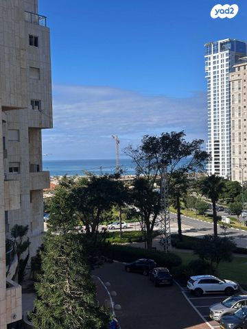 דירה, מנחם בגין 3, רמת פולג, נתניה