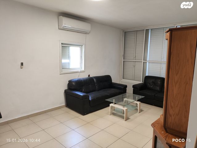 דירה, הפורצים 7, תל גיבורים, חולון