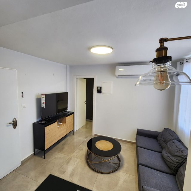 יחידת דיור, לוס אנג'לס 1, אופיר, אילת