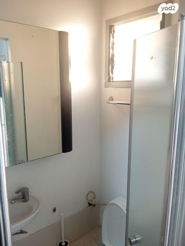 סטודיו/ לופט, שערי תשובה 7, גבעת הרצל, אזור המלאכה יפו, תל אביב יפו