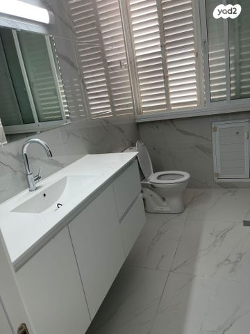 גג/ פנטהאוז, קהילת קובנה 2, נאות אפקה א', תל אביב יפו