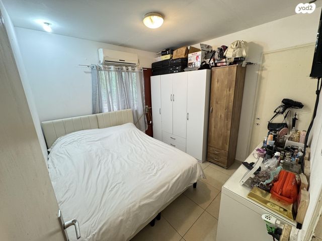 יחידת דיור, אלכסנדר הגדול 1, נווה נאמן, הוד השרון