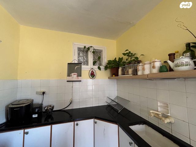 דירת גן, אלה 14, אורה, אורה