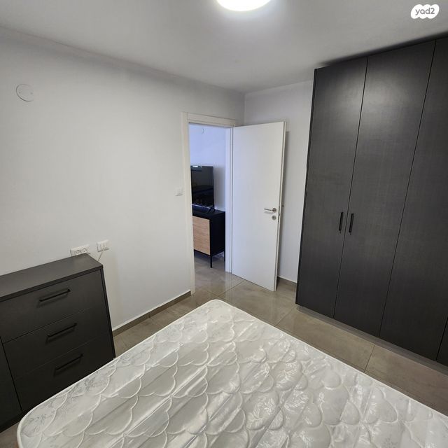 יחידת דיור, לוס אנג'לס 1, אופיר, אילת