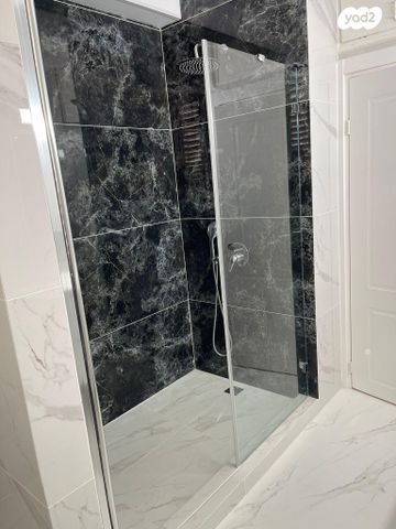 גג/ פנטהאוז, קהילת קובנה 2, נאות אפקה א', תל אביב יפו