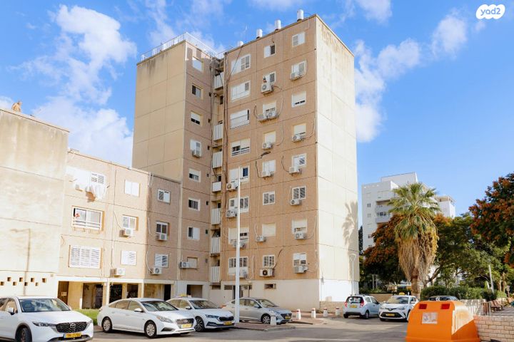 דירה, שדרות זלמן שז"ר 29, עין שרה, נהריה