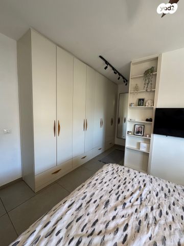 דירה, נווה זמר, רעננה