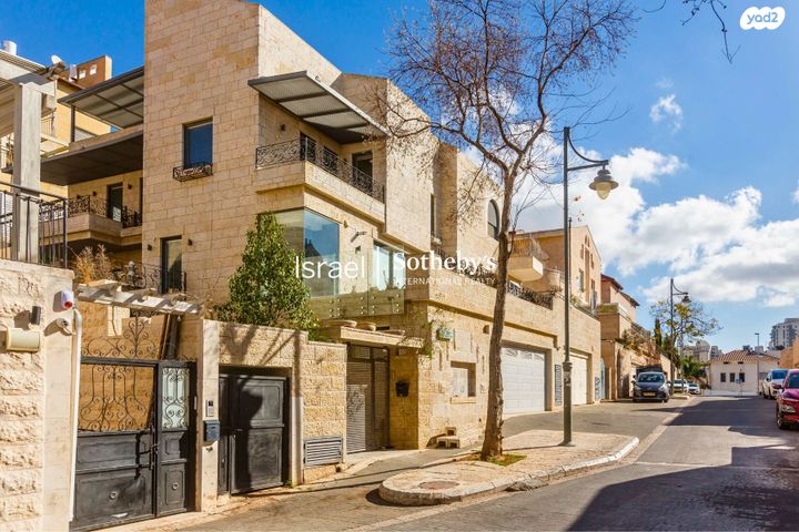 דו משפחתי, רמת דניה, ירושלים