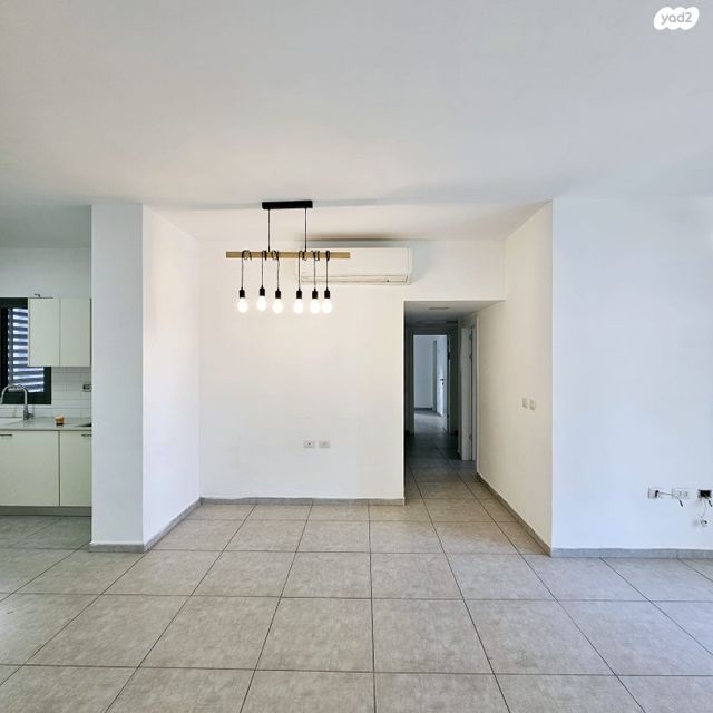 דירה, נתיבות מערב, נתיבות