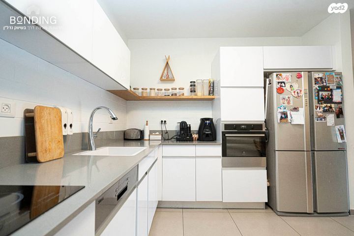 דירה, רמת אמיר, קדימה צורן