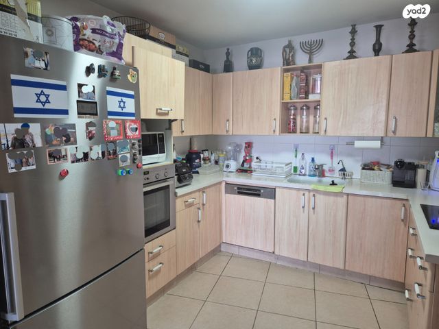 דירה, ככר חטיבת הראל 18, המגינים, מודיעין מכבים רעות