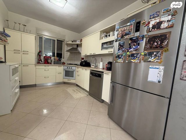 דירה, קיבוץ גלויות 18, רסקו ב', חולון