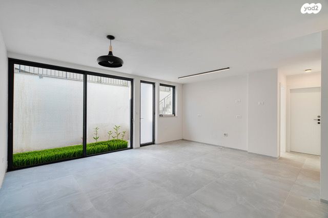 דו משפחתי, מתחם 11, הוד השרון