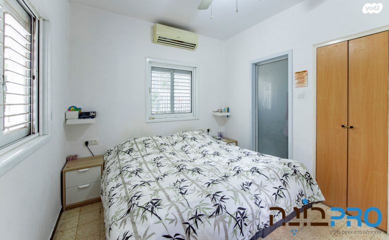 דירה, שלמה קפלנסקי, רמז, מערב ותיק, ראשון לציון