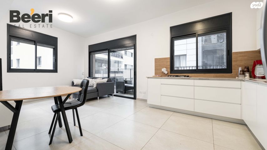 דירה, איתמר, חרוזים, רמת גן