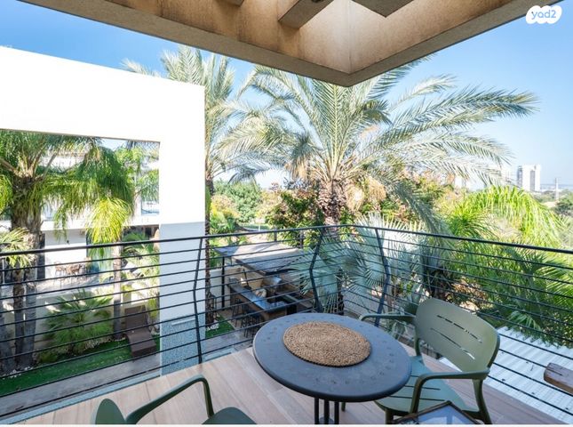 בית פרטי/ קוטג', הרקיע, הגולף, קיסריה