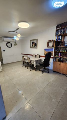 דירה, שמשון פולנסקי, ירושלים