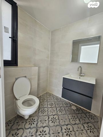 דירה, קרית ויצמן, רעננה