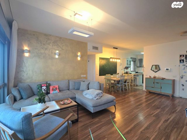 דירה, שדרות יצחק רבין, רמת אמיר, קדימה צורן