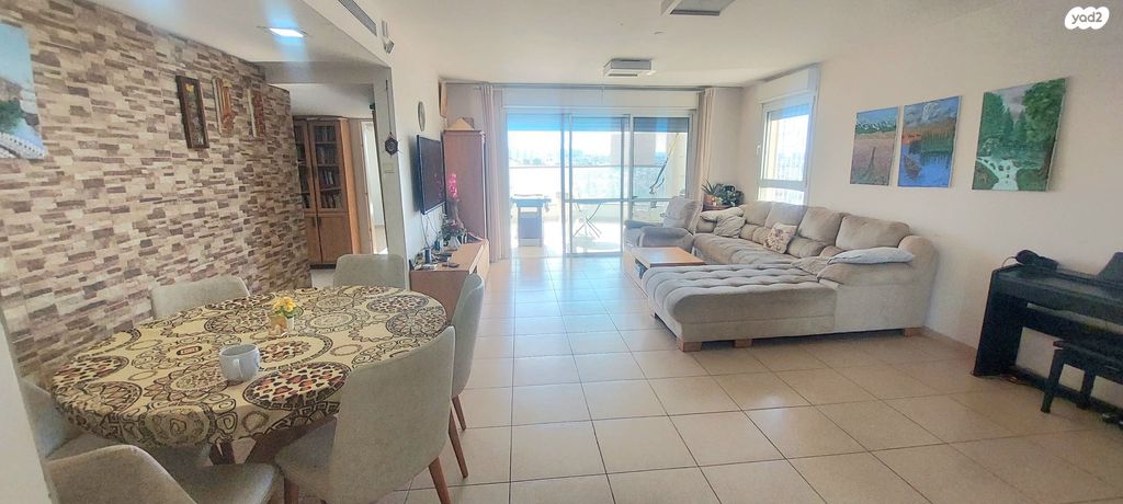 דירה, ככר חטיבת הראל 18, המגינים, מודיעין מכבים רעות