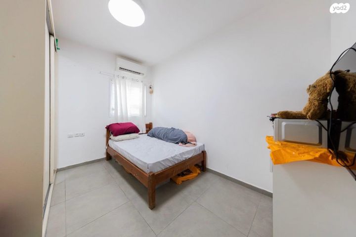 דירה, יוסף ספיר, שיפר, פתח תקווה