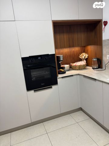 דירה, אברהם מחרז, סנטרל פארק / האצטדיון, באר שבע