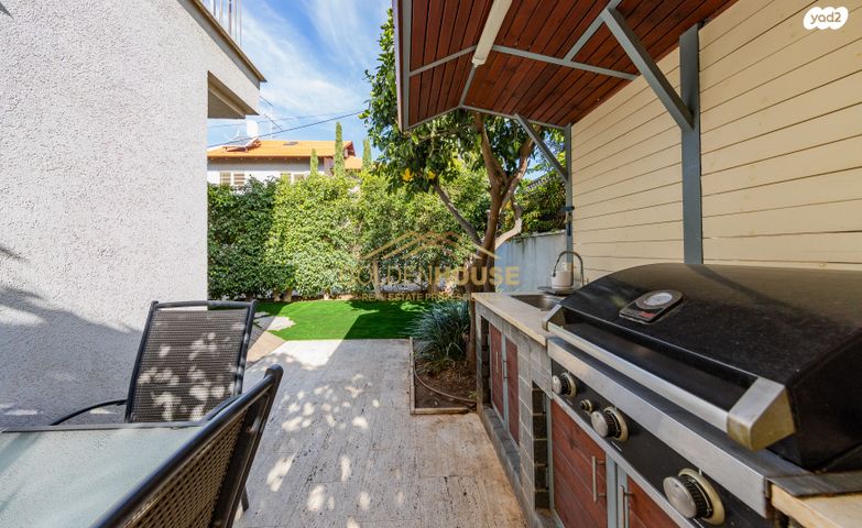 בית פרטי/ קוטג', קרית שרת, רעננה