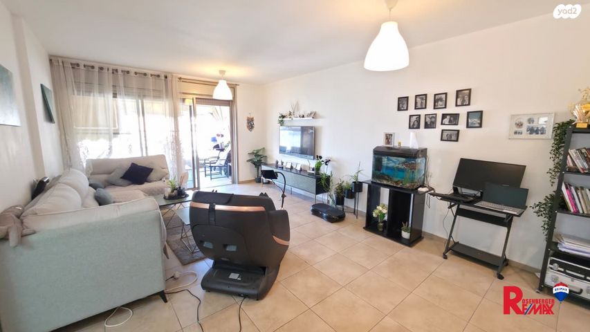 עוזי חיטמן 3