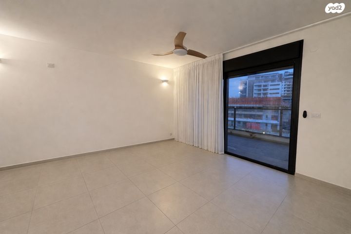 דירה, אור ים, אור עקיבא