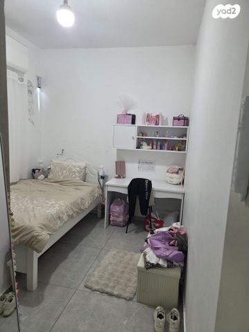 דירת גן, קרית ים