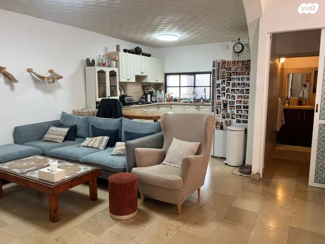 דירת גן, מוצקין הותיקה, קרית מוצקין