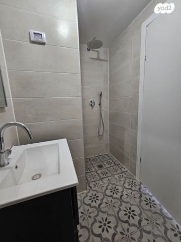 דירה, קרית ויצמן, רעננה