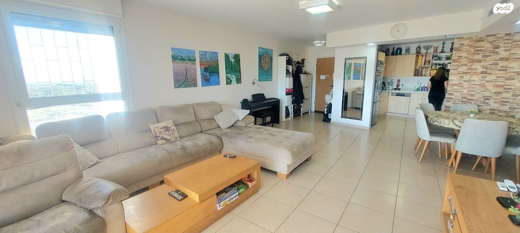 דירה, ככר חטיבת הראל 18, המגינים, מודיעין מכבים רעות